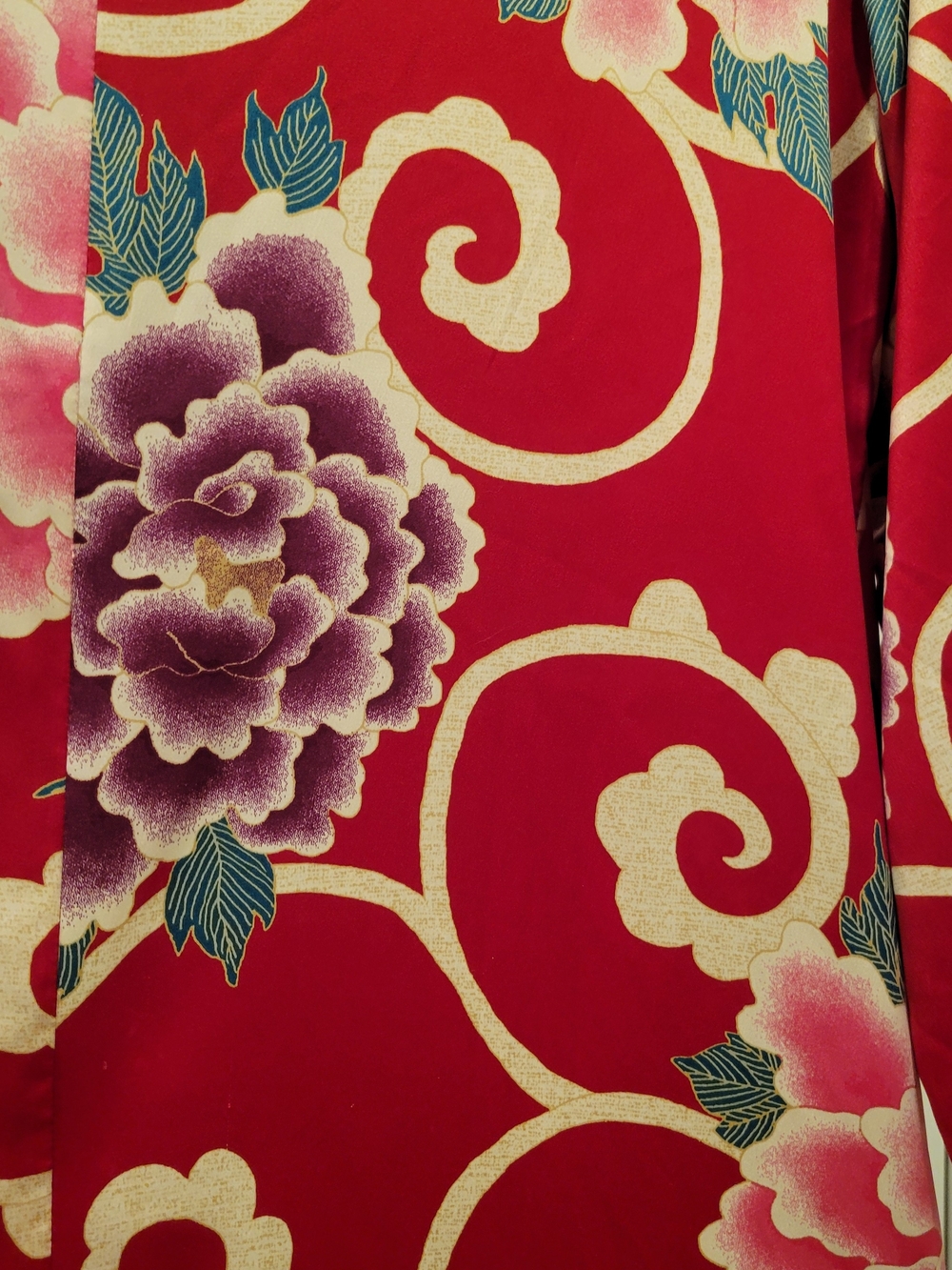 Natori Red and Cream Floral Print Caftan - Picture 5 of 5
